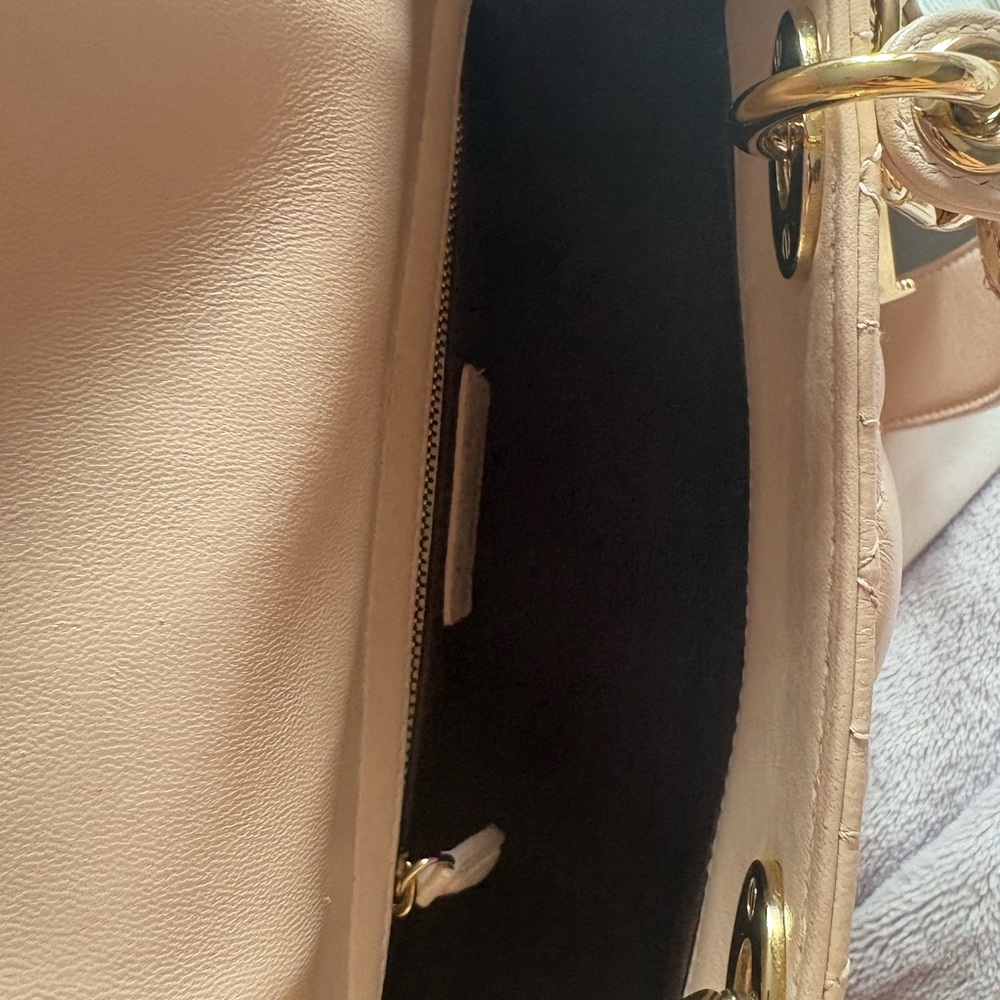 Small Lady Dior My ABC Dior Bag
Pale Pink Cannage Lambskin - Picture 10 of 16